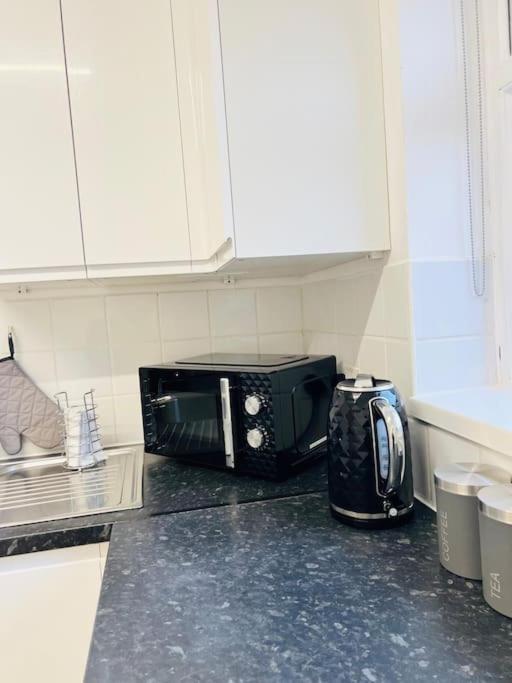 New Fully Furnished Cosy Home Balderton Εξωτερικό φωτογραφία