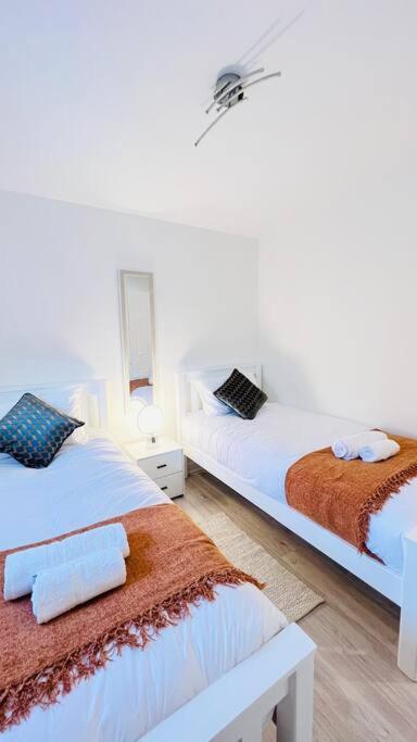 New Fully Furnished Cosy Home Balderton Εξωτερικό φωτογραφία